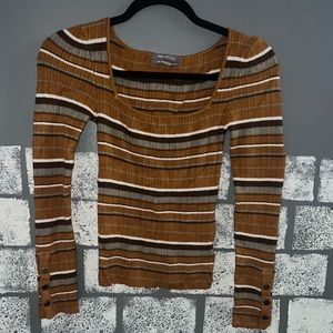 Urban outfitters long sleeve✅